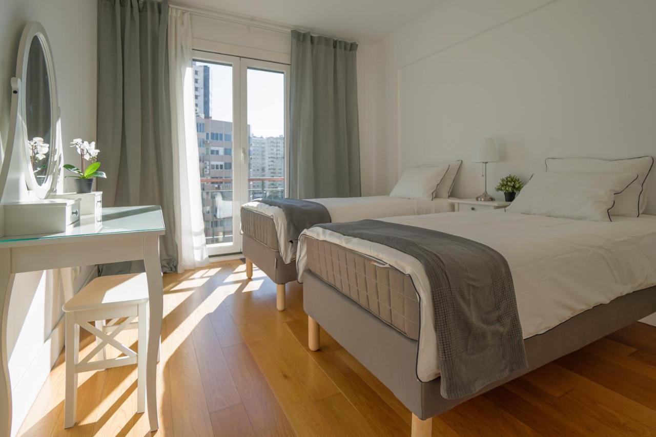 Lisbon Best Places - Rooftop Екстер'єр фото